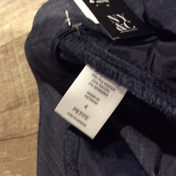 NY&C NWT size 4P bootcut gray pants - Picture 5 of 6